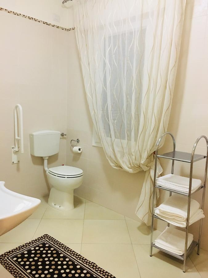 La Zia Acida Bed & Breakfast Ca Tiepolo Bagian luar foto